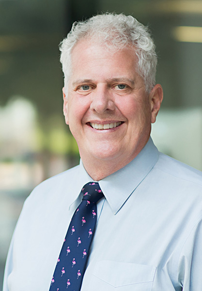 Robert M. Grant_bio_vertical