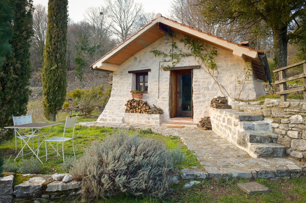 HOUSE 3 - Private Cottage