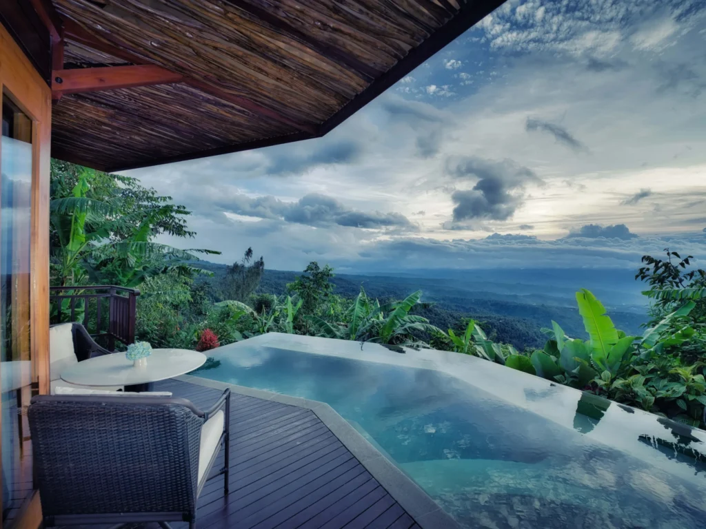 Copy-of-05-Mountain-Infinity-Pool-Villa-scaled