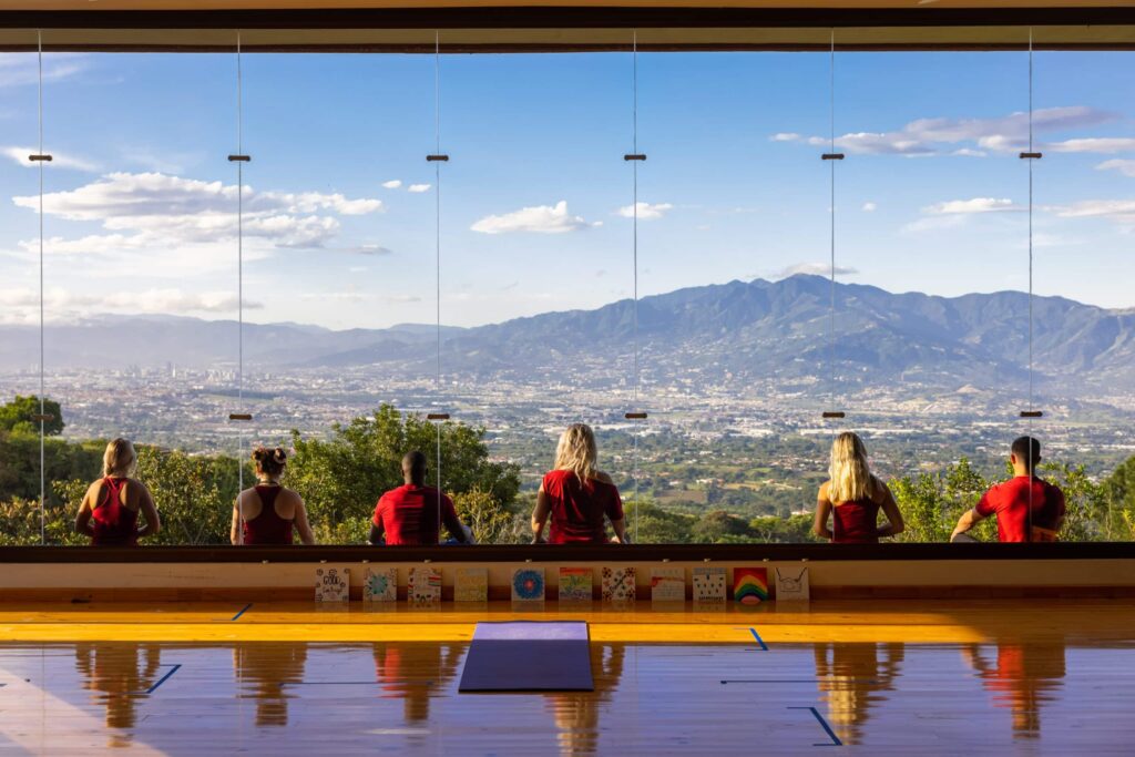 Yoga-14-Lila-T-Daynjer-scaled